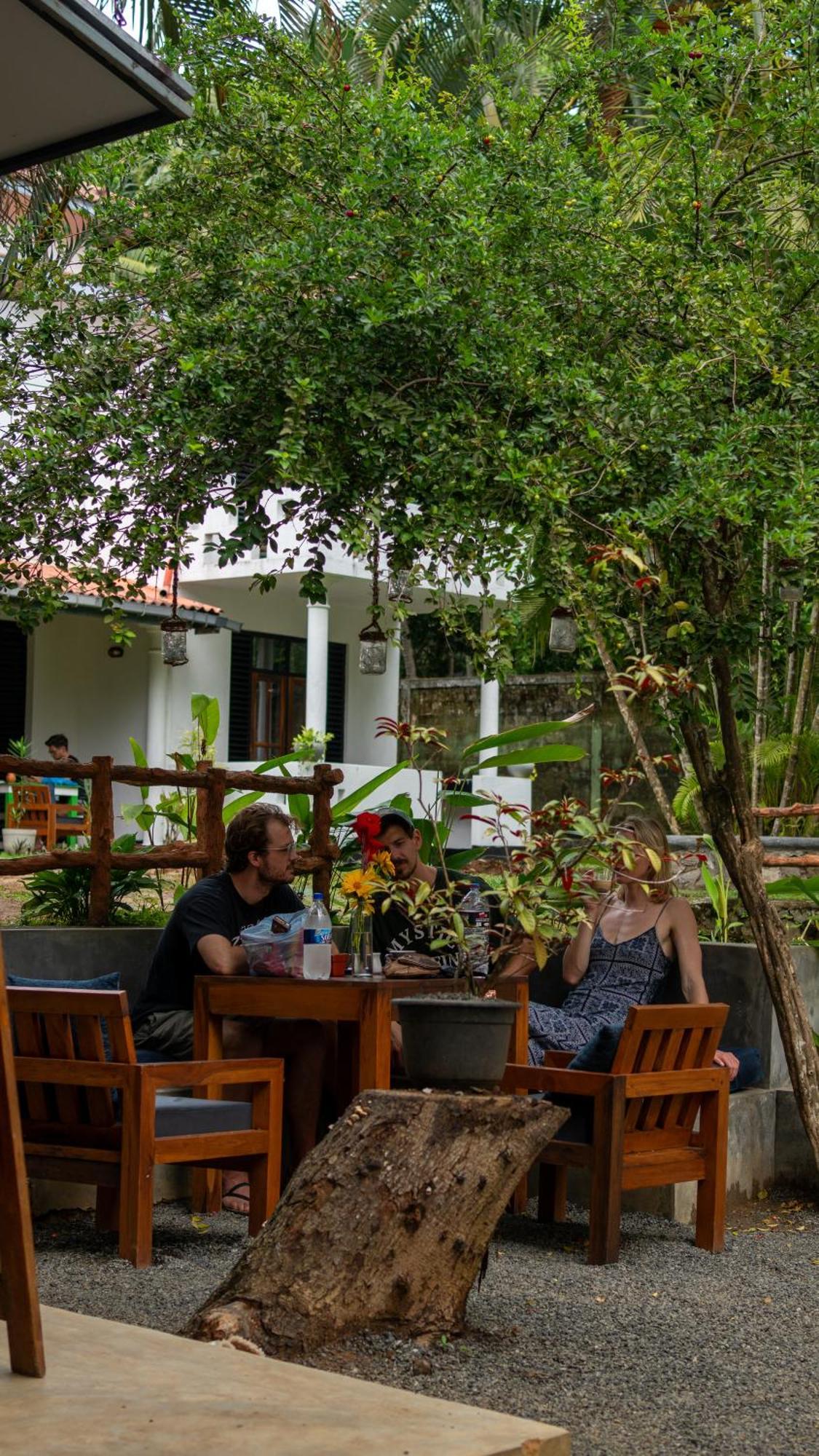 Hotel Surf N Spice - Hiriketiya Dikwella Exteriér fotografie